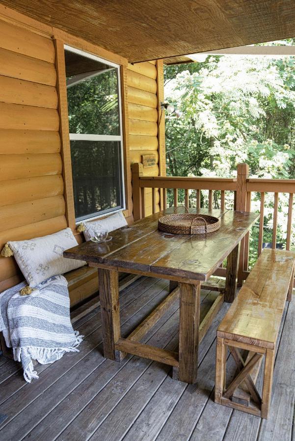 Remodelled Cabin! Great Location! Севьервилл Экстерьер фото